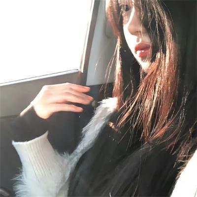 比基尼月亮
